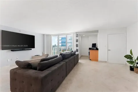 6917 Collins Avenue Miami Beach FL 33141