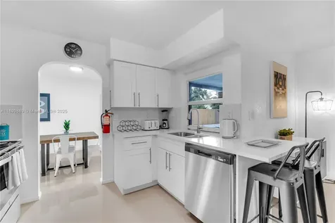 3961 NW 34th Avenue Lauderdale Lakes FL 33309
