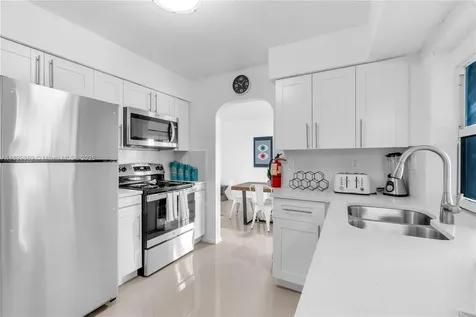 3961 NW 34th Avenue Lauderdale Lakes FL 33309