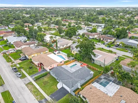 3961 NW 34th Avenue Lauderdale Lakes FL 33309