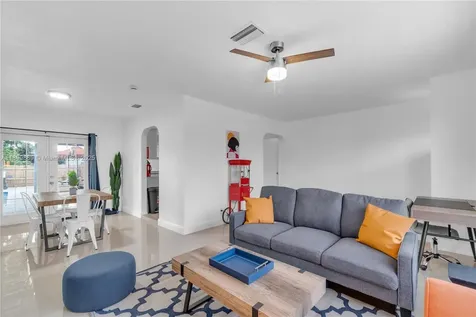 3961 NW 34th Avenue Lauderdale Lakes FL 33309