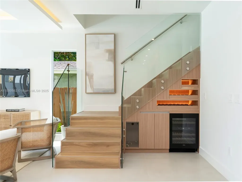 734 NE 14th Avenue Fort Lauderdale FL 33304