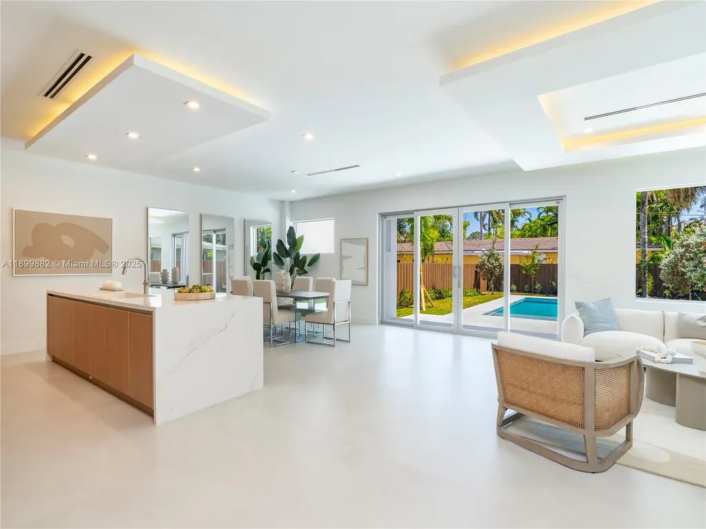 734 NE 14th Avenue Fort Lauderdale FL 33304