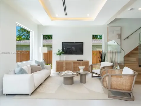 734 NE 14th Avenue Fort Lauderdale FL 33304