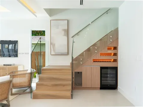 734 NE 14th Avenue Fort Lauderdale FL 33304