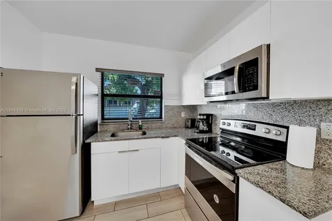 3181 NW 5th Avenue Miami FL 33127