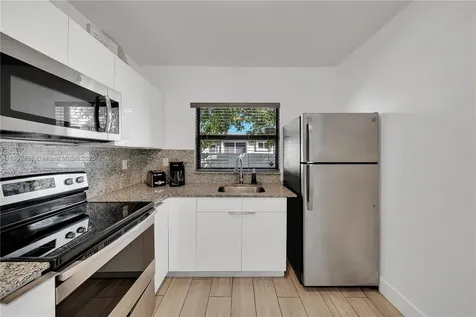 3181 NW 5th Avenue Miami FL 33127