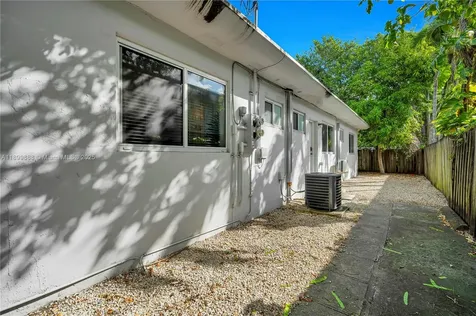 3181 NW 5th Avenue Miami FL 33127