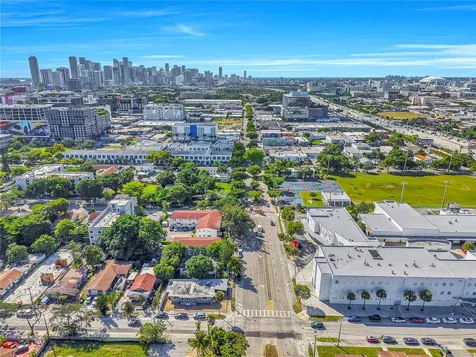3181 NW 5th Avenue Miami FL 33127