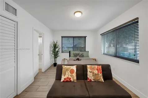3181 NW 5th Avenue Miami FL 33127