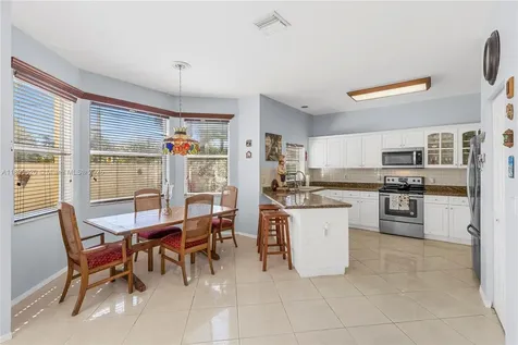 1071 NW 184th Terrace Pembroke Pines FL 33029