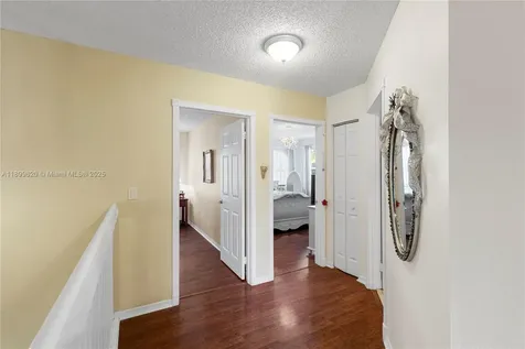 1071 NW 184th Terrace Pembroke Pines FL 33029