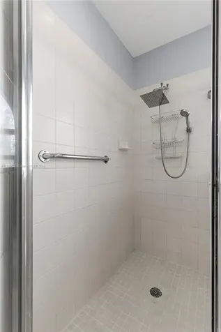 1071 NW 184th Terrace Pembroke Pines FL 33029
