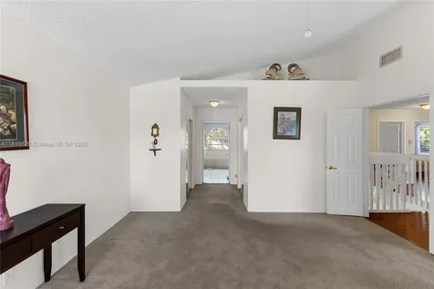 1071 NW 184th Terrace Pembroke Pines FL 33029