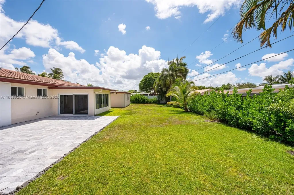 435 NE 36th Street Boca Raton FL 33431
