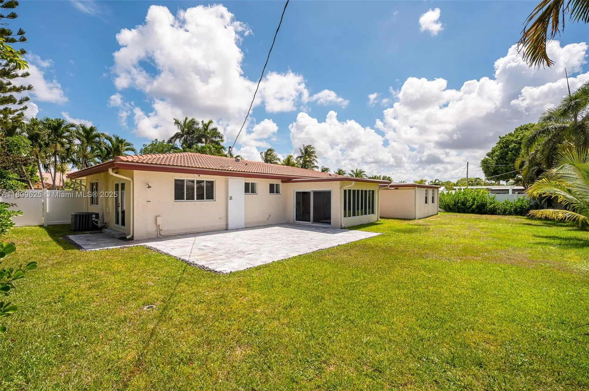 435 NE 36th Street Boca Raton FL 33431