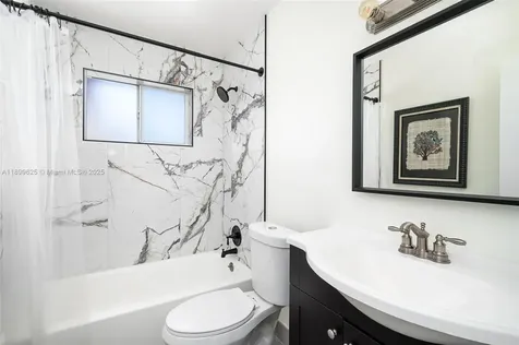 435 NE 36th Street Boca Raton FL 33431