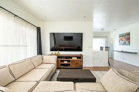 435 NE 36th Street Boca Raton FL 33431