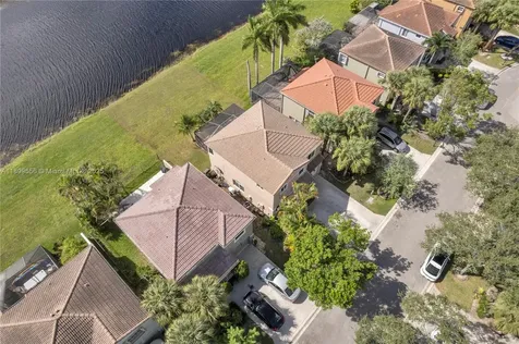 11764 SW 1st Street Coral Springs FL 33071