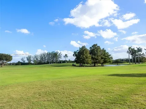 411 S Hollybrook Drive Pembroke Pines FL 33025