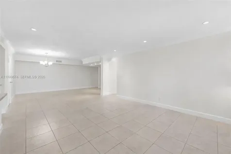 9437 SW 76th Street Miami FL 33173