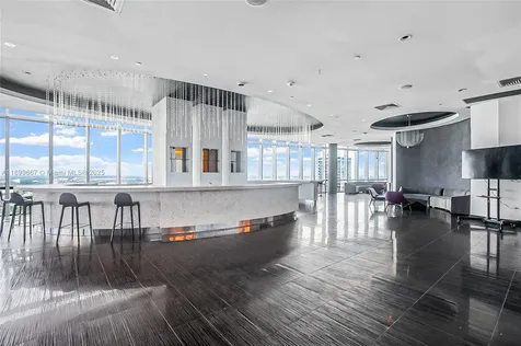 851 NE 1st Avenue Miami FL 33132