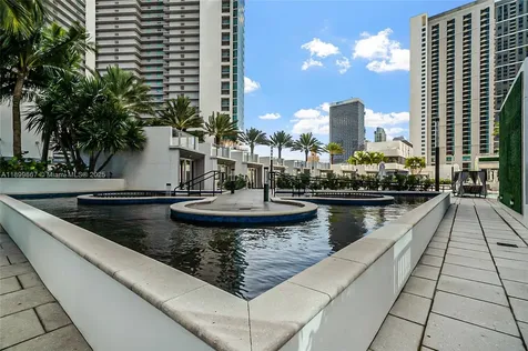 851 NE 1st Avenue Miami FL 33132