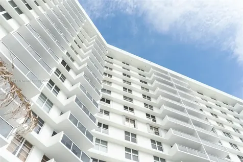 3725 S Ocean Drive Hollywood FL 33019