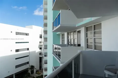 3725 S Ocean Drive Hollywood FL 33019