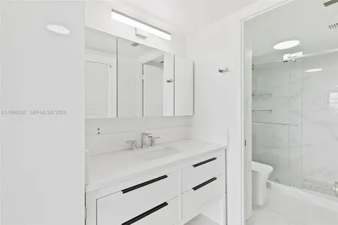 18021 Biscayne Boulevard Aventura FL 33160