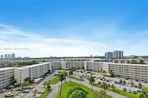 18021 Biscayne Boulevard Aventura FL 33160