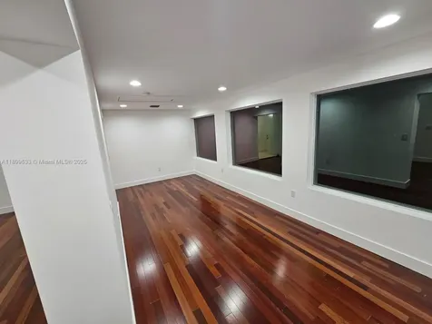 5754 NW 98th Avenue Doral FL 33178