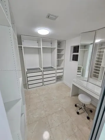 5754 NW 98th Avenue Doral FL 33178