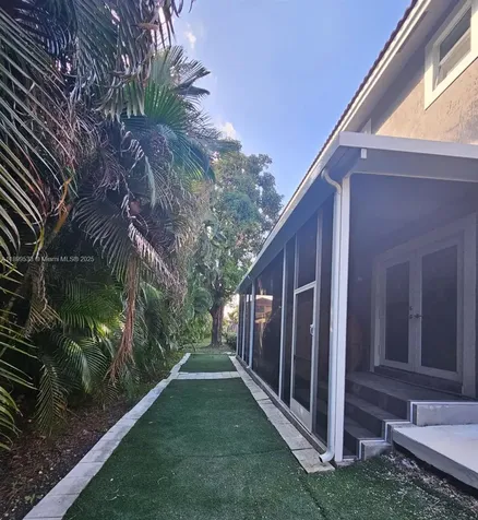 5754 NW 98th Avenue Doral FL 33178