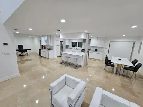 5754 NW 98th Avenue Doral FL 33178