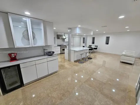5754 NW 98th Avenue Doral FL 33178