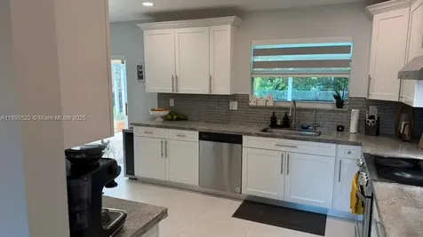 10761 SW 165th Street Miami FL 33157