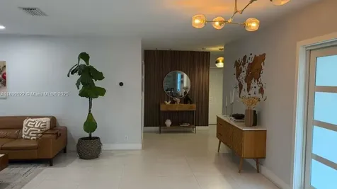 10761 SW 165th Street Miami FL 33157