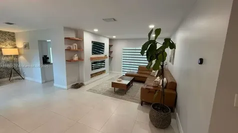 10761 SW 165th Street Miami FL 33157