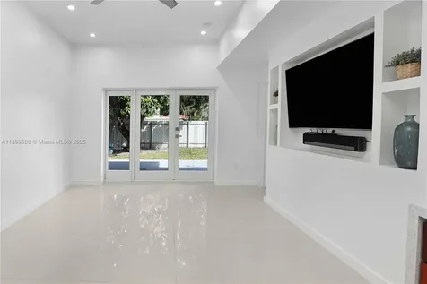 1429 Rodman Street Hollywood FL 33020