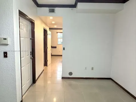 420 E 1st Avenue Hialeah FL 33010