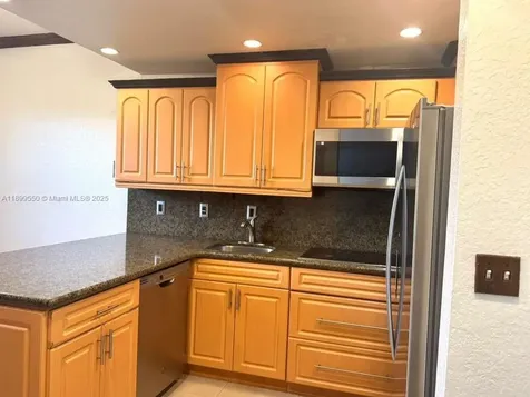 420 E 1st Avenue Hialeah FL 33010