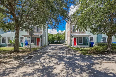 6960 NW 4th Avenue Miami FL 33150