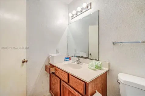 6960 NW 4th Avenue Miami FL 33150
