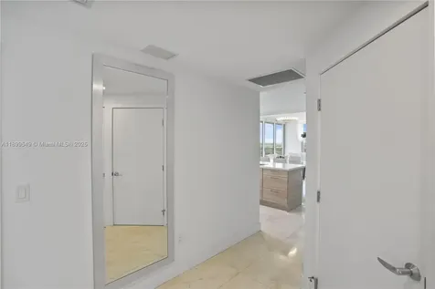 16385 Biscayne Boulevard North Miami Beach FL 33160