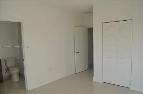 1160 NW 2nd Lane Florida City FL 33034