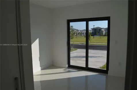 1160 NW 2nd Lane Florida City FL 33034