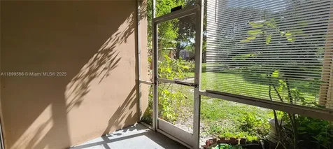 9410 Live Oak Place Davie FL 33324