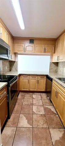 9410 Live Oak Place Davie FL 33324