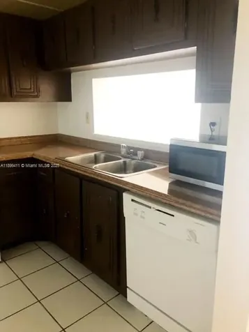 482 NW 165th Street Road Miami FL 33169
